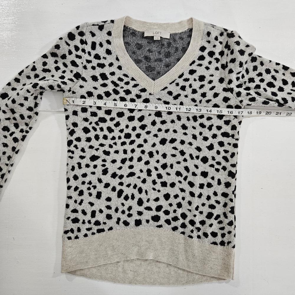 Loft wool blend animal print sweater women's size small - Picture 4 of 8